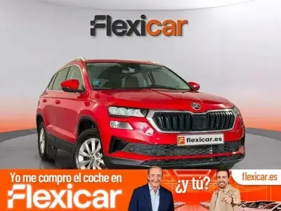 Usado Skoda Karoq Style 150 CV (110 kW) 2022 Rojo SUV