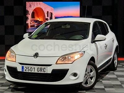 Usado Renault Mégane Dynamique 105 CV (77 kW) 2010 Blanco Berlina