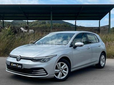 Usado VW Golf VIII Life 130 CV (95 kW) 2022 Gris / plata Utilitario