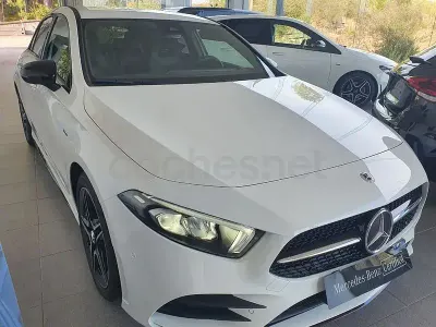 Usado Mercedes A180 116 CV (85 kW) 2021 Blanco Berlina