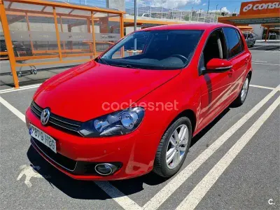 Usado VW Golf VI Sport 105 CV (77 kW) 2011 Rojo Utilitario