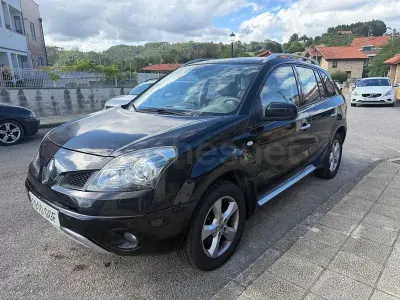 Usado Renault Koleos Privilege 175 CV (128 kW) 2009 Negro SUV