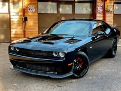 Käytetty Dodge Challenger 381 HP (280 kW) 2017 Musta Coupe - kaksiovinen
