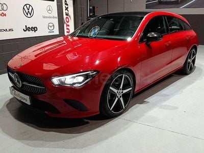 Occasion Mercedes CLA180 Shooting Brake 136 PK (100 kW) 2019 Rood Stationwagen