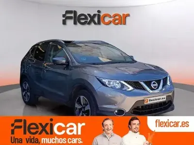 Usado Nissan Qashqai Acenta 110 CV (80 kW) 2016 Gris SUV