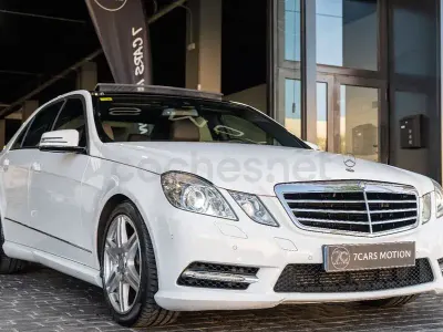 Usado Mercedes E220 Avantgarde 170 CV (125 kW) 2012 Blanco Familiar