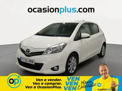 Usado Toyota Yaris Active 90 CV (66 kW) 2012 Blanco Utilitario