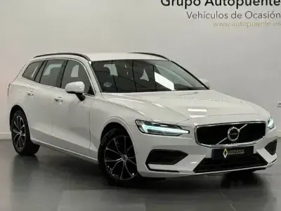 Brugt Volvo V60 Momentum 197 HK (144 kW) 2021 Hvid Stationcar