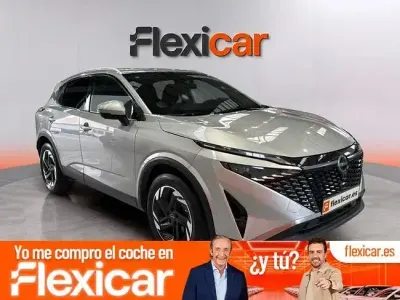 Usado Nissan Qashqai N-Connecta 140 CV (102 kW) 2024 Gris SUV
