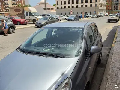 Usado Opel Corsa Enjoy 80 CV (58 kW) 2009 Gris / plata Utilitario