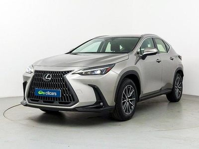 Usado Lexus NX350h Business Edition 242 CV (177 kW) 2022 Gris / plata SUV
