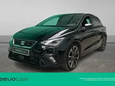 Usado Seat Ibiza FR 150 CV (110 kW) 2024 Negro Utilitario