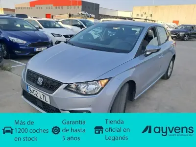 Usado Seat Ibiza Style 95 CV (69 kW) 2021 Gris Utilitario