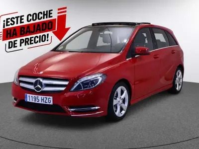 Usado Mercedes B180 109 CV (80 kW) 2014 Rojo Utilitario