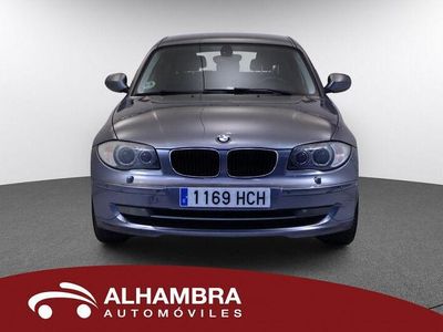 Usado BMW 118 143 CV (105 kW) 2011 Gris / plata Utilitario