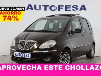 Usado Lancia Musa Platinum 95 CV (69 kW) 2011 Negro Monovolumen