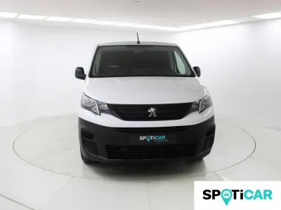 Usado Peugeot Partner 102 CV (75 kW) 2023 Blanco Monovolumen