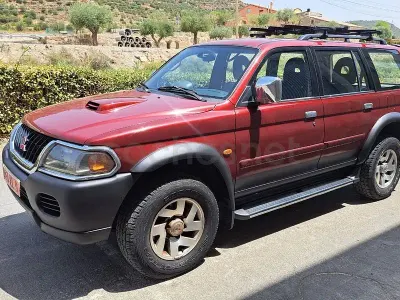 Usado Mitsubishi Montero Sport 115 CV (84 kW) 2003 Granate SUV