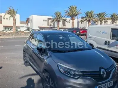 Begagnad Renault Captur Version S 150 HK (110 kW) 2020 Grå SUV