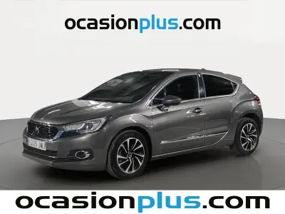 Usado DS Automobiles DS4 Style 165 CV (121 kW) 2016 Gris Utilitario