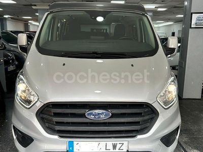 Gris / plata Usado 2022 Ford Transit Custom Nugget Monovolumen | 44.950 €