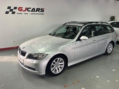 Gris / plata Usado 2006 BMW 320 Familiar | 9900 € (Caro)