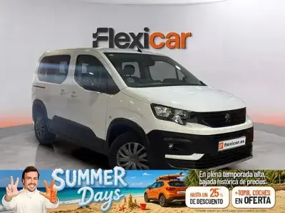 Usado Peugeot Rifter GT 130 CV (95 kW) 2023 Blanco Monovolumen