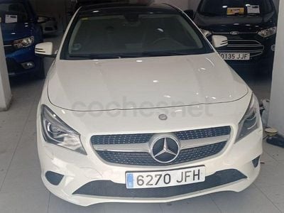 Usado Mercedes CLA200 136 CV (100 kW) 2015 Blanco Berlina