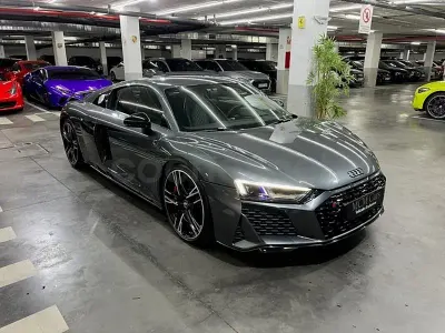 Usado Audi R8 Coupé Performance 620 CV (456 kW) 2020 Gris / plata Coupe