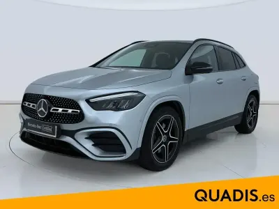 Käytetty Mercedes GLA200 150 HP (110 kW) 2024 Harmaa Katumaasturi