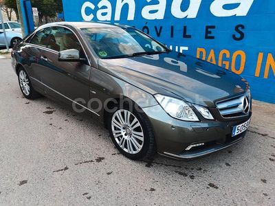 Gris / plata Usado 2010 Mercedes E250 Coupe | 19.900 € (Caro)