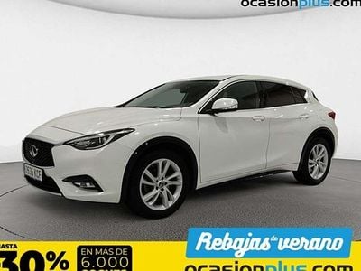 Infiniti Q30
