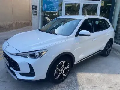 Usado MG ZS Luxury 197 CV (144 kW) 2025 Otro SUV