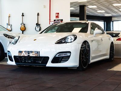 Porsche Panamera Turbo