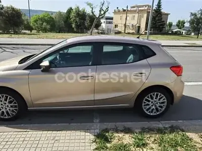 Usado Seat Ibiza Style Plus 115 CV (84 kW) 2019 Beige Utilitario