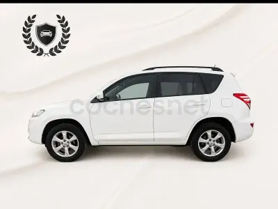 Usado Toyota RAV4 Advance 150 CV (110 kW) 2011 Blanco SUV