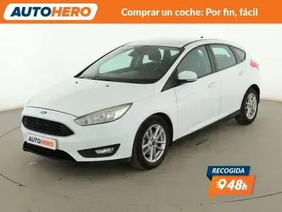 Usado Ford Focus Trend 120 CV (88 kW) 2015 Blanco