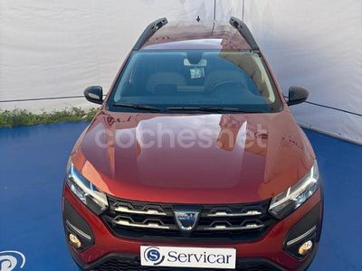 Usado Dacia Jogger Extreme 100 CV (73 kW) 2022 Naranja Monovolumen