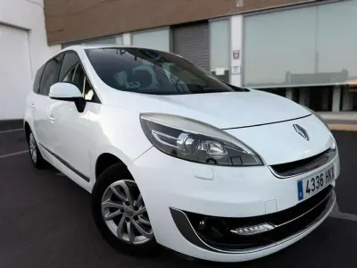Usado Renault Scénic III Dynamique 110 CV (80 kW) 2012 Blanco Monovolumen