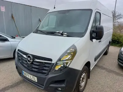 Usado Renault Master 135 CV (99 kW) 2021 Blanco Monovolumen