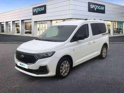 Usado Ford Tourneo Titanium 122 CV (89 kW) 2022 Blanco Van