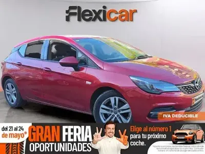 Usado Opel Astra GS Line 130 CV (95 kW) 2020 Rojo Berlina