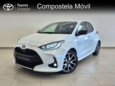 Usado Toyota Yaris Hybrid Style 116 CV (85 kW) 2021 Blanco Berlina