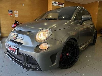 Usado Abarth 695 190 CV (139 kW) 2016 Gris Utilitario