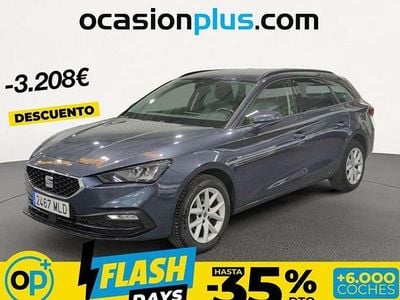 Usado Seat Leon ST Style 131 CV (96 kW) 2023 Gris Familiar