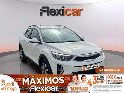 Usado Kia Stonic 101 CV (74 kW) 2022 Blanco SUV