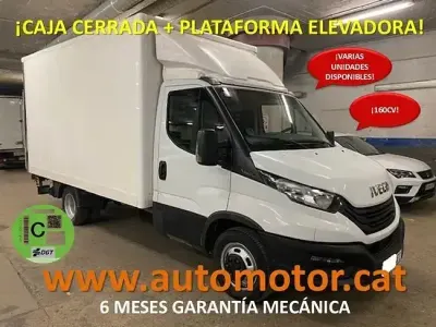 Usado Iveco Daily 160 CV (117 kW) 2023 Blanco Berlina