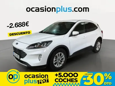 Usado Ford Kuga Titanium 120 CV (88 kW) 2022 Blanco SUV