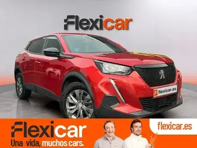 Usado Peugeot 2008 Active 130 CV (95 kW) 2023 Rojo SUV