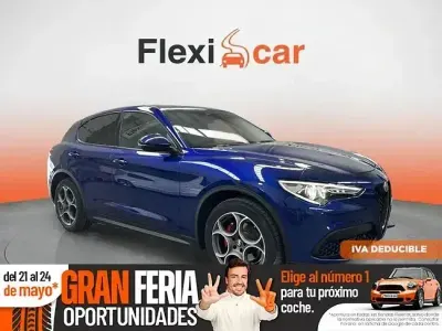 Usado Alfa Romeo Stelvio Sprint 200 CV (147 kW) 2022 Azul SUV
